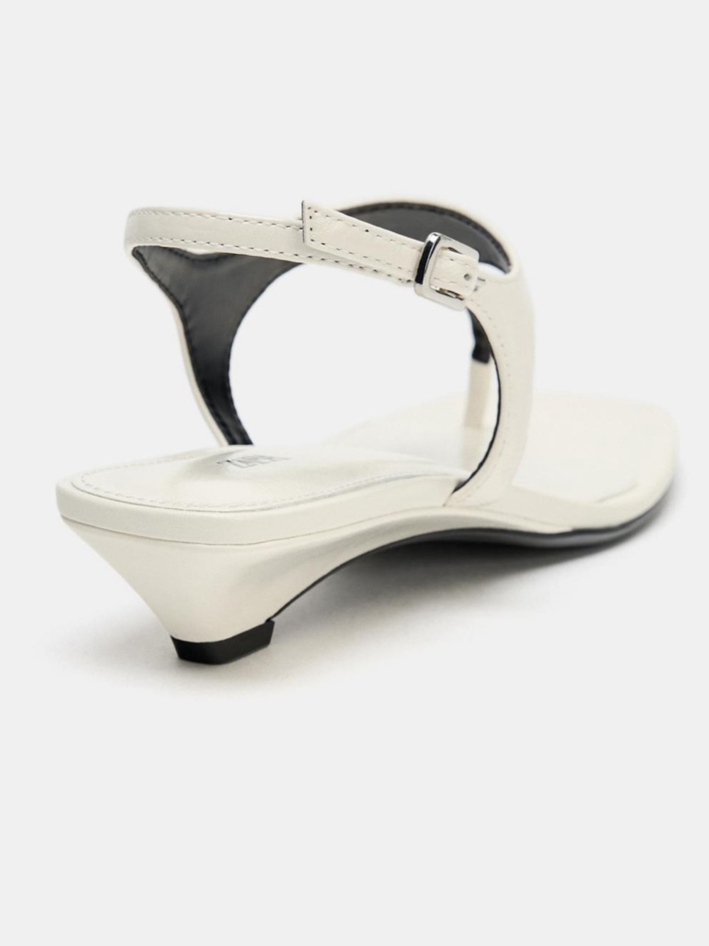 Zara White Thong Slingback Sandals with Low Heel - Picture 5 of 5